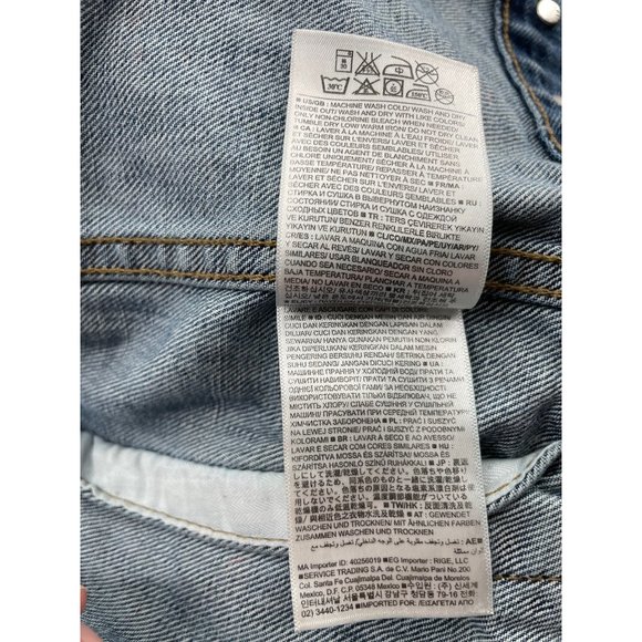 GAP 1969 Women’s Medium Denim Jean Jacket - Picture 7 of 9